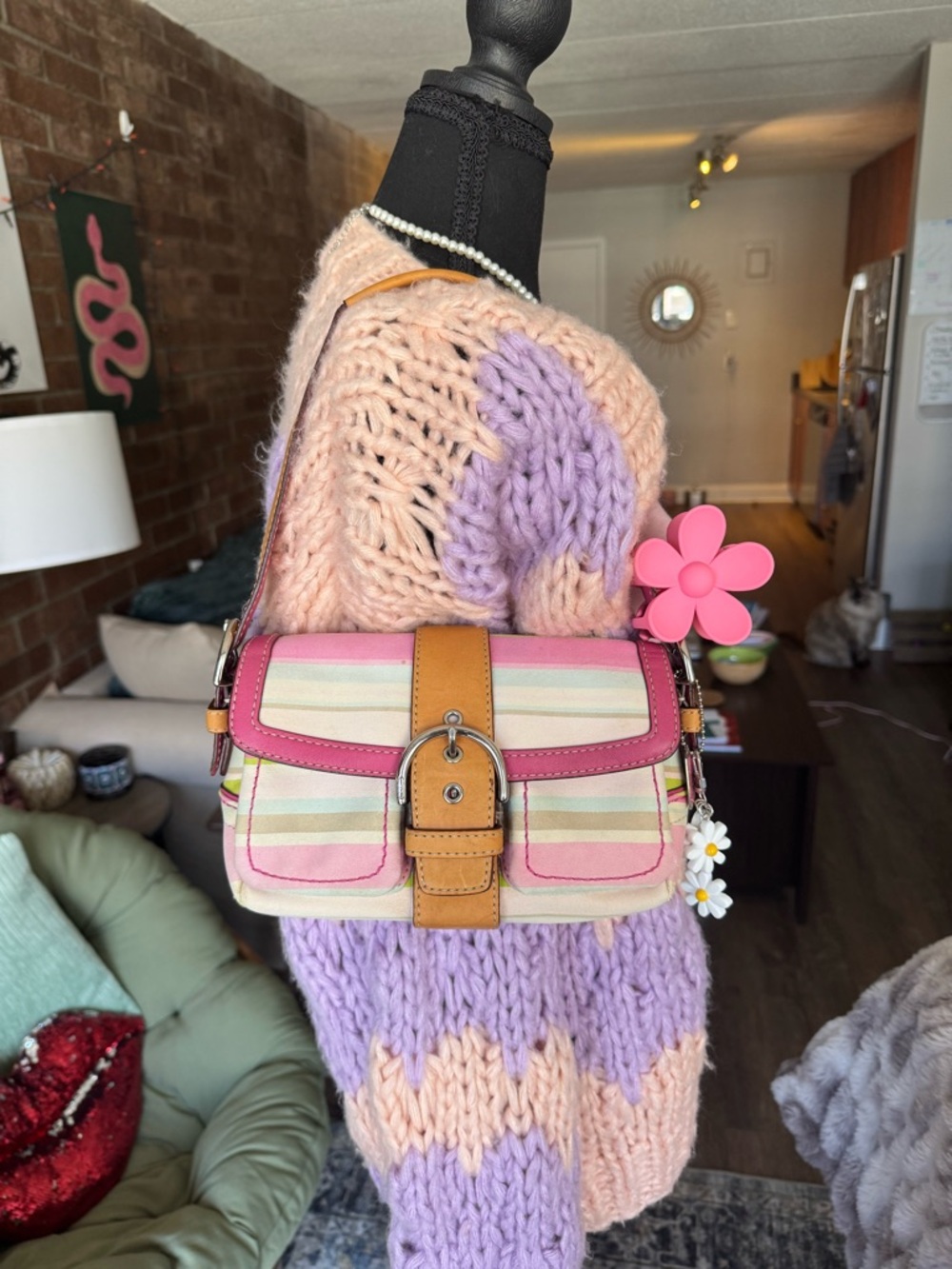 Vintage Coach Striped Pastel Shoulder Bag with Pink Trim and Tan Buckle - Picture 6 of 17